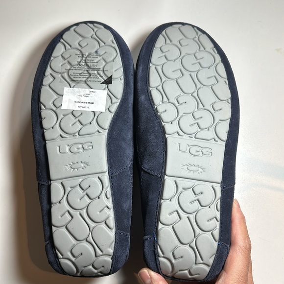 Mens UGG Plush Ascot Slippers Black Wool Gray Shearling Inside Sz 9 - Picture 7 of 8